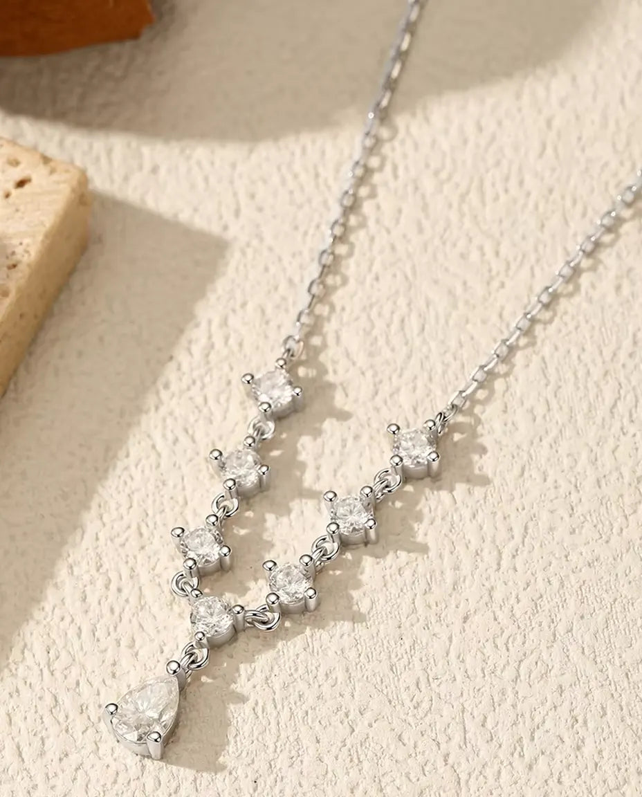 Moissanit Y-Kette mit Tropfen – 1,2 ct in Farbe D und Reinheit VVS1, 925 Sterlingsilber, 40 + 5 cm