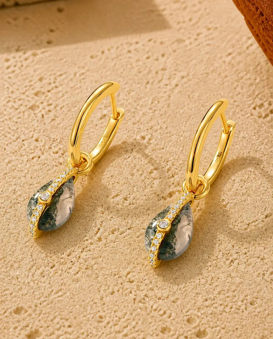 Moosachat Creolen - Tropfen-Cabochon mit Zirkonia-Kante, 925 Sterlingsilber mit 10K Goldauflage, Geschenk für sie