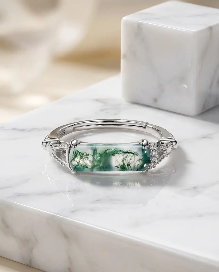Moosachat Ring – Rechteckiger Naturstein quer gefasst, Vintage-Silberring mit Filigran, größenverstellbar, Geschenk für Sie