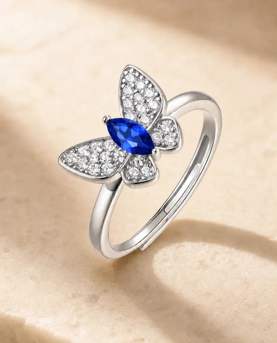 Saphir Ring – Schmetterlingsring mit Labor-Saphir im Marquise-Schliff, 925er Sterlingsilber, größenverstellbar, Geschenk für Sie
