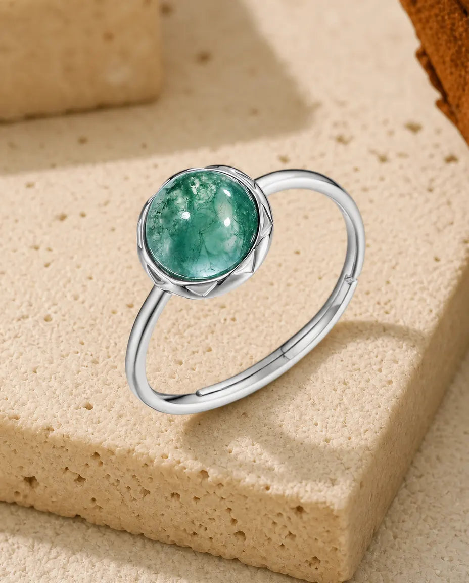 Moosachat Ring – Runder Cabochon in Blütenblatt-Zargenfassung, größenverstellbar, 925er Sterlingsilber, Geschenk für Sie
