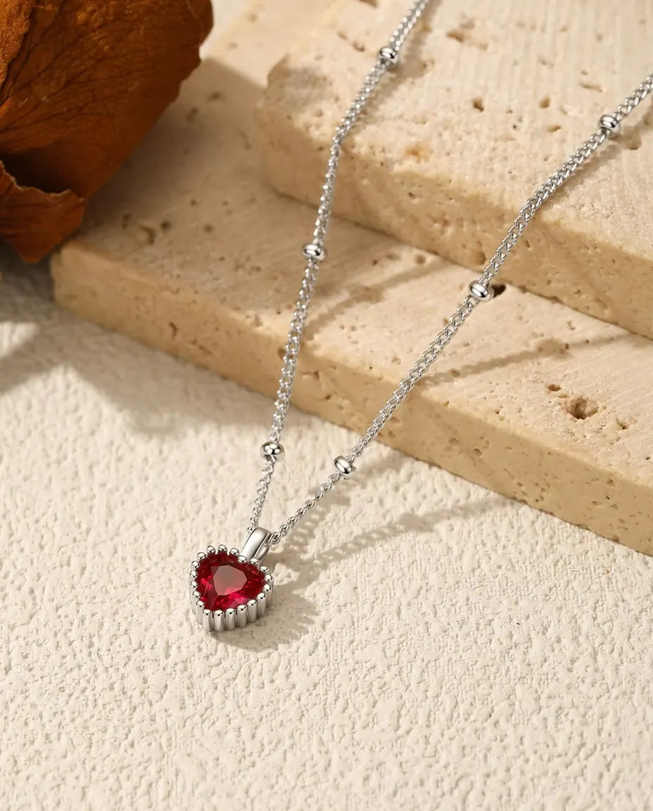 Rote Zirkonia Herz Kette – Anhänger 5 mm mit Perlrand-Fassung, aus 925 Sterlingsilber, Kugelkette 40+5 cm