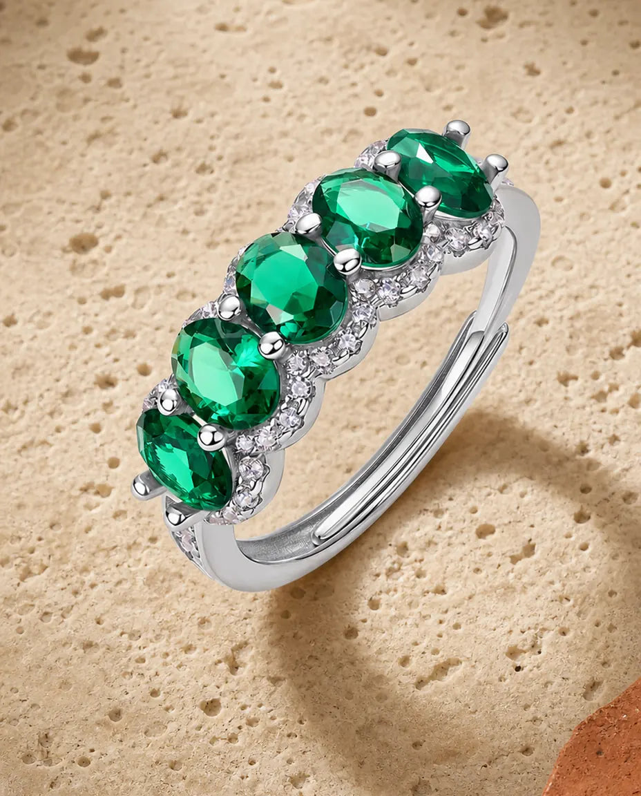 Smaragd Ring – fünf ovale Labor-Smaragde mit Halo, 925er Sterlingsilber, größenverstellbar, Ring für Damen